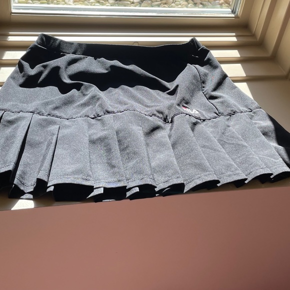 Fila Tennis Skirt with attached shorts Black Essenza Flirty Size S - Picture 3 of 7